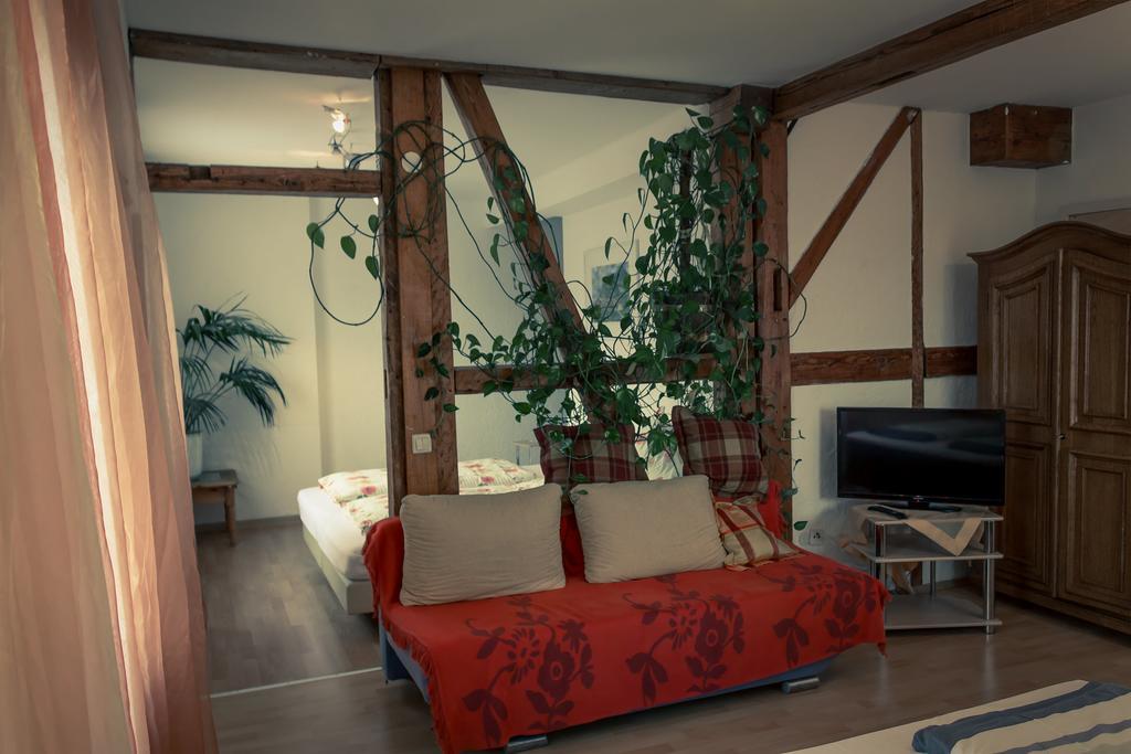 Hotel Adler Aichelberg  Szoba fotó